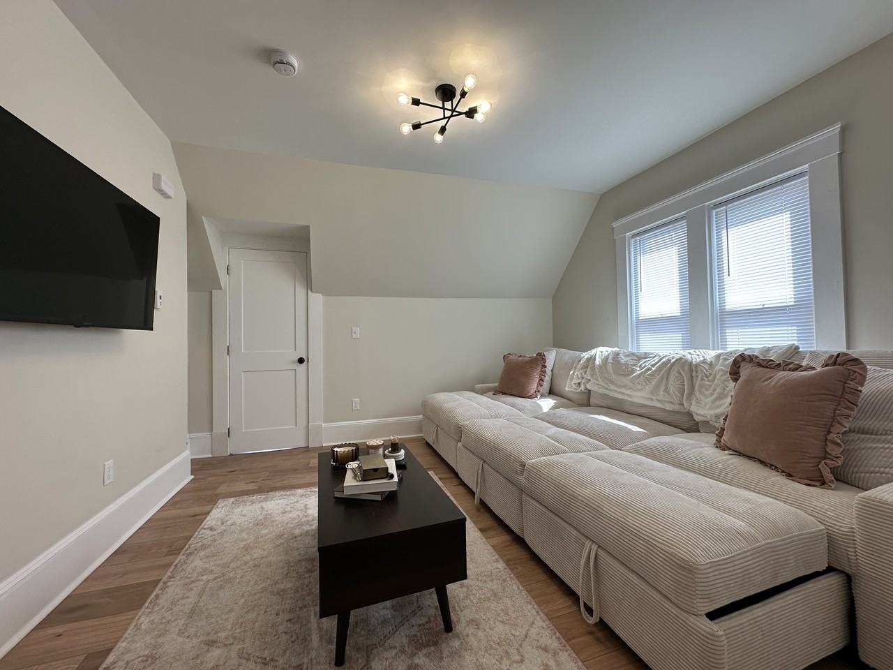 304 Main St #2 - Photo 2 of 16