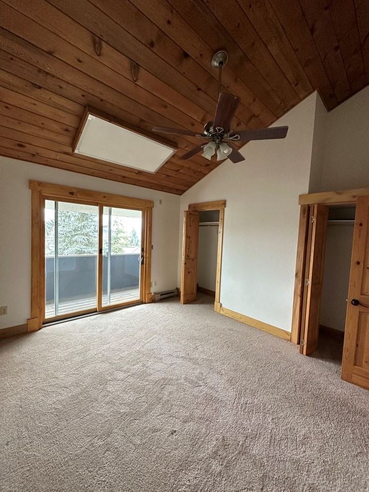 1119 Overlook Dr - Photo 6 of 16