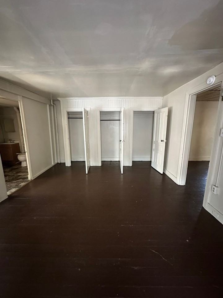 22 N Hartley St - Photo 6 of 8