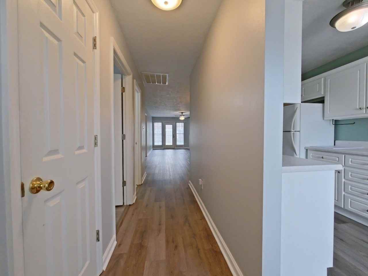 402 Northrop Pl - Photo 4 of 20