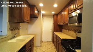 featured image of 4859 Jackson St #B