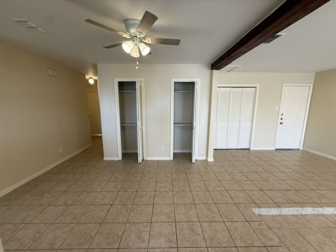 126 Atlanta Dr - Photo 4 of 20