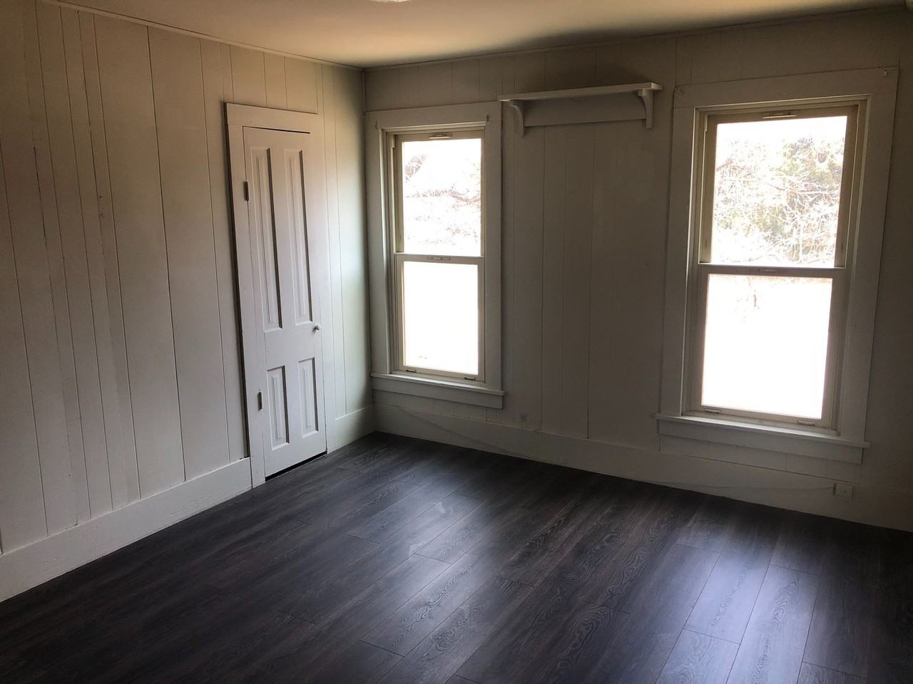 729 Main St - Photo 7 of 7