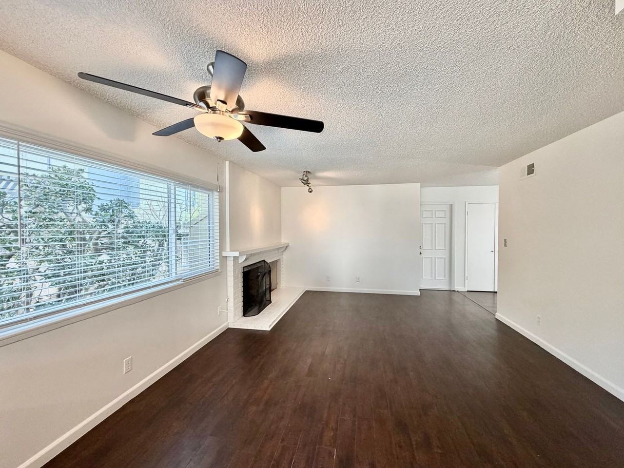 6104 Haas St - Photo 5 of 16