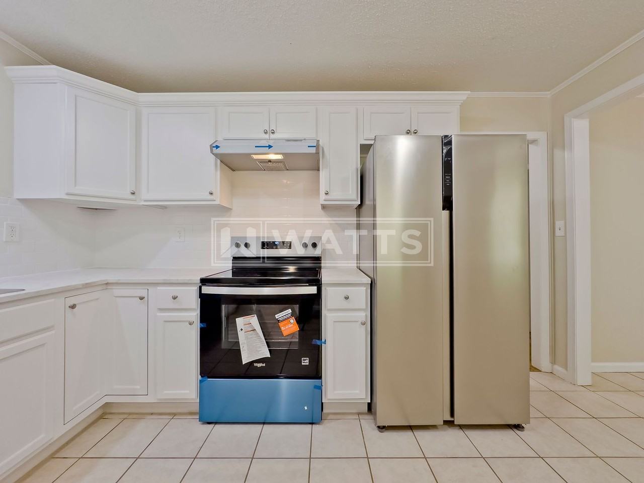 1036 Rose Hill Cir - Photo 7 of 20