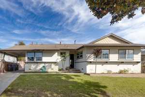 featured image of 10608 S 8th Ave