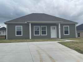featured image of 16 Middle St