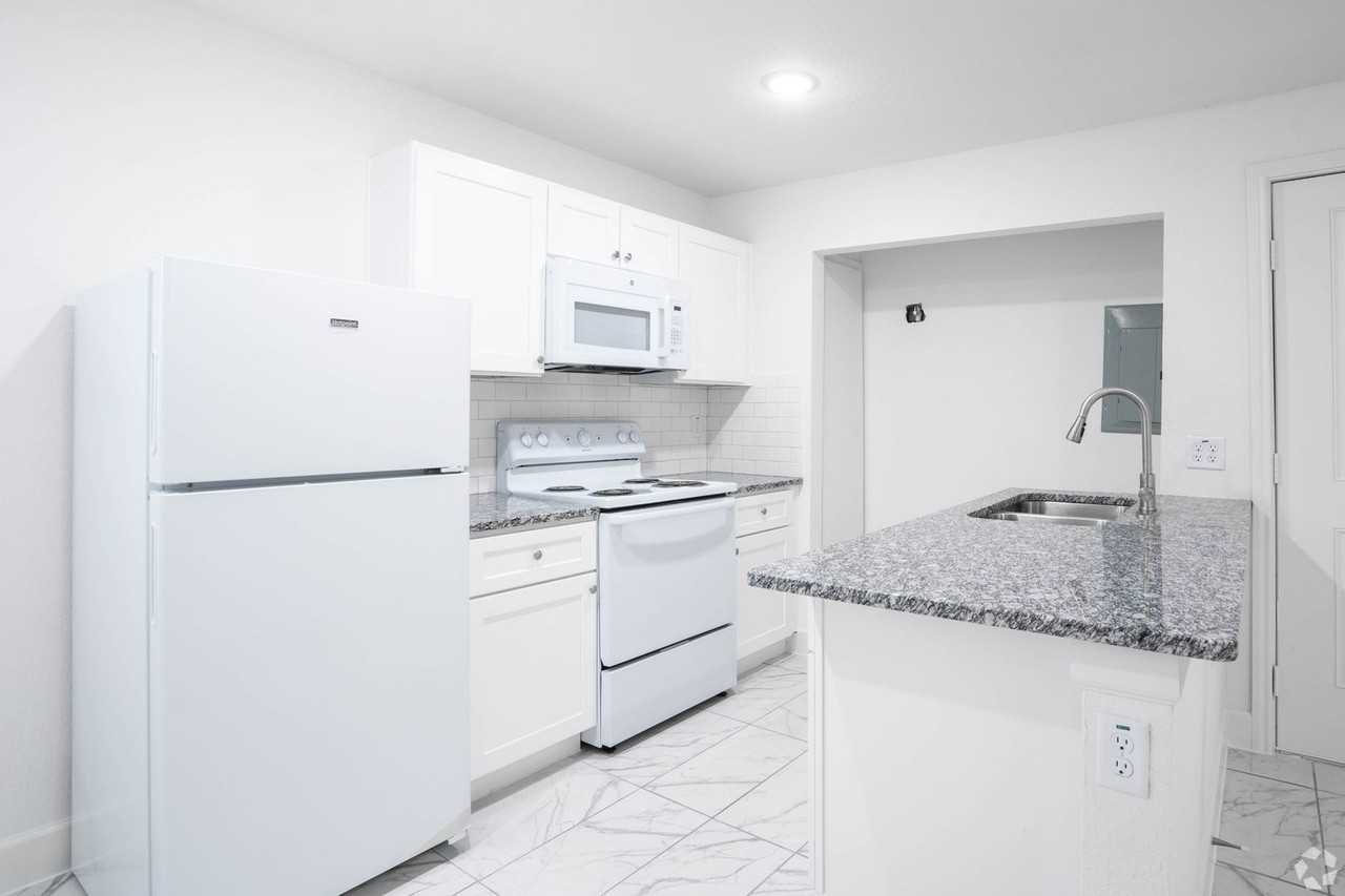 4410 Bellfort St - Photo 2 of 14