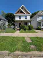featured image of 738 E 8th St
