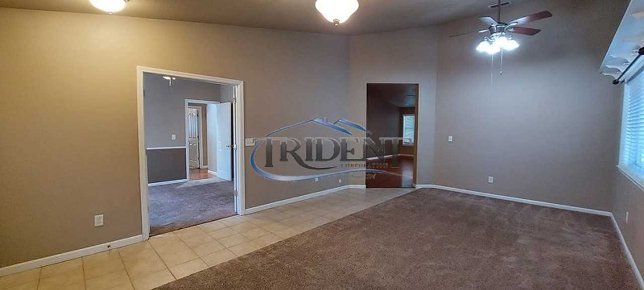 116 Corbin Dr - Photo 4 of 19
