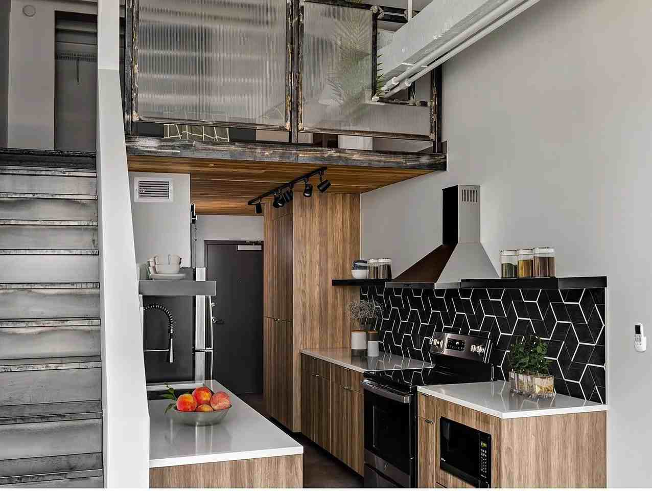 Lolo Lofts - Photo 4 of 6