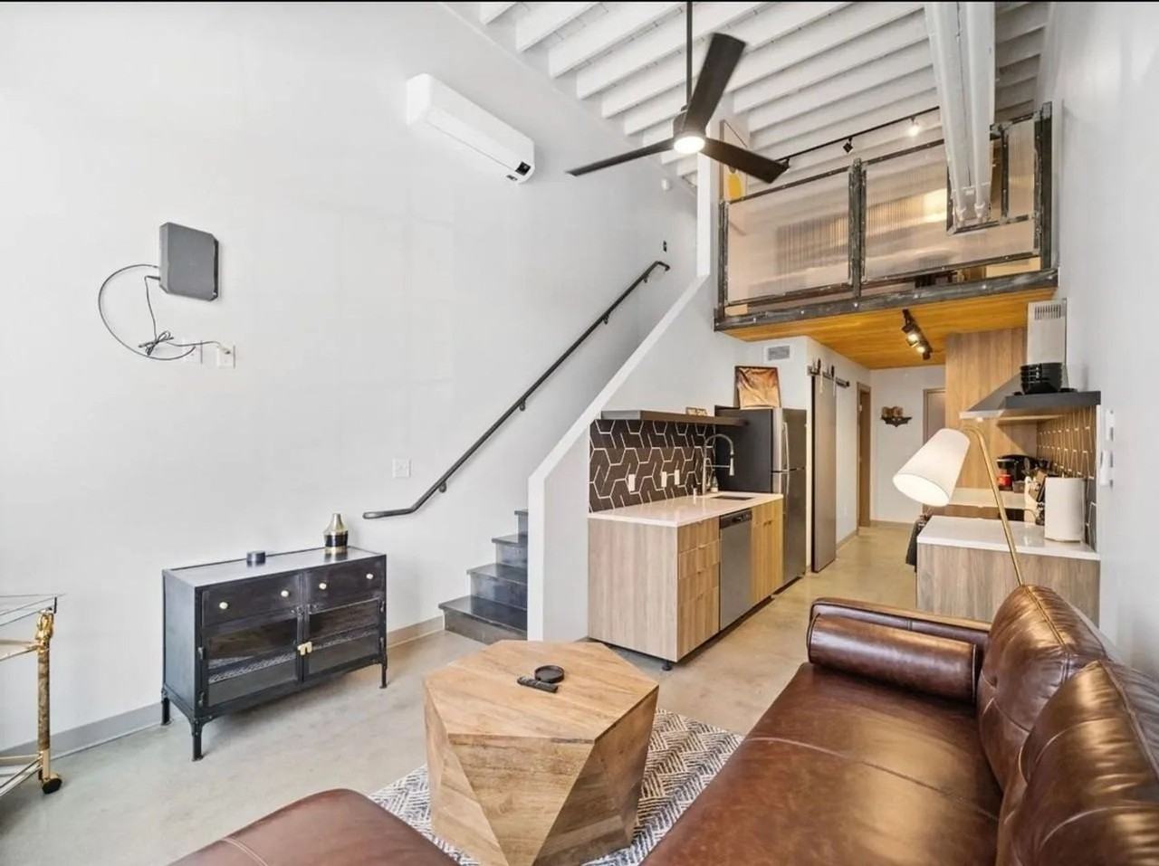 Lolo Lofts - Photo 5 of 6