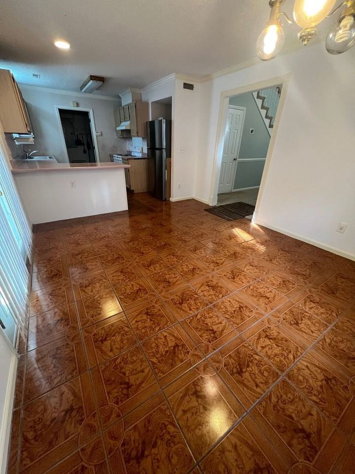 1319 Tranquility Ln - Photo 5 of 22