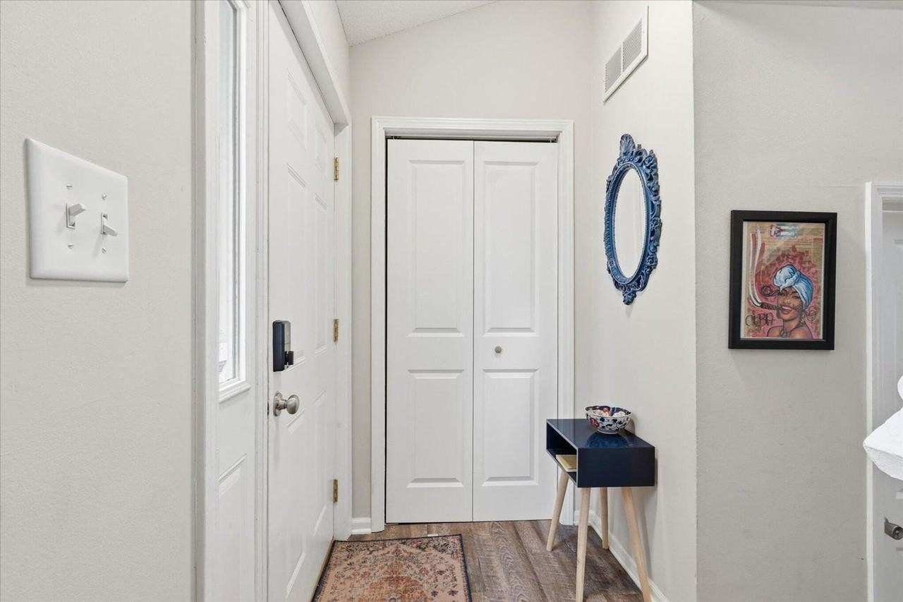 1802 Juniper Dr #1802 - Photo 5 of 24
