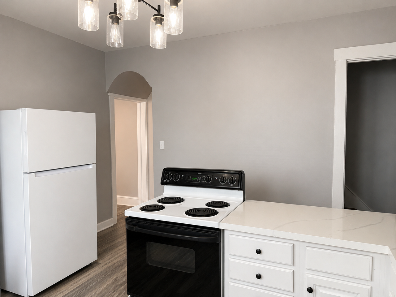 2146 Main St - Photo 3 of 19