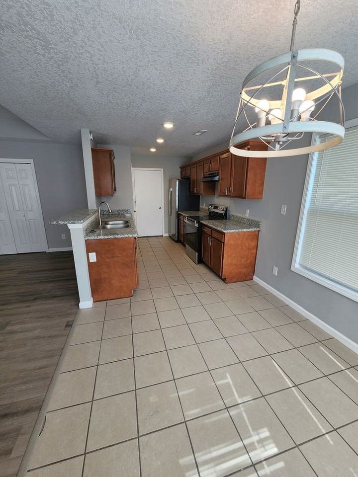 7110 Sw Greenview Dr - Photo 6 of 20