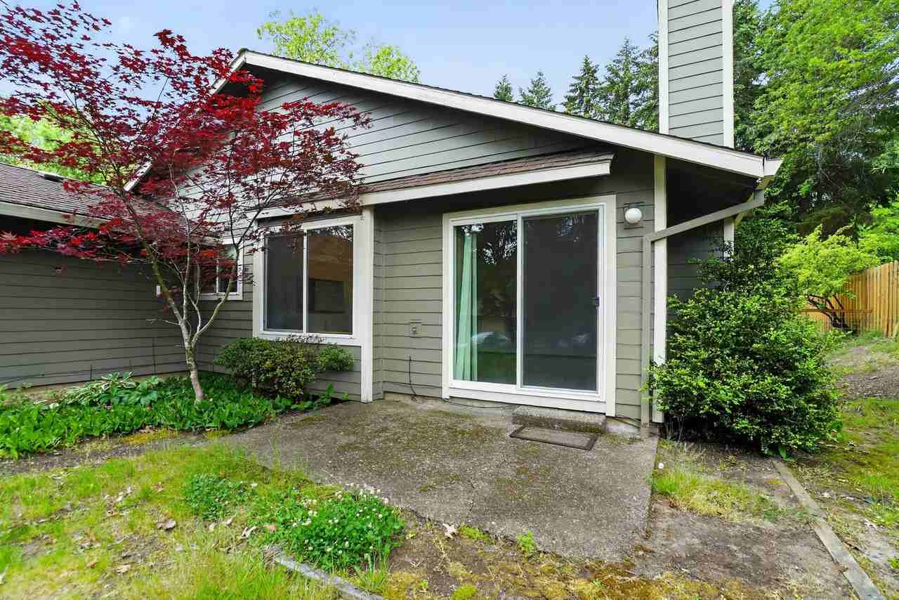 9225 Sw Chelan Pl - Photo 2 of 12