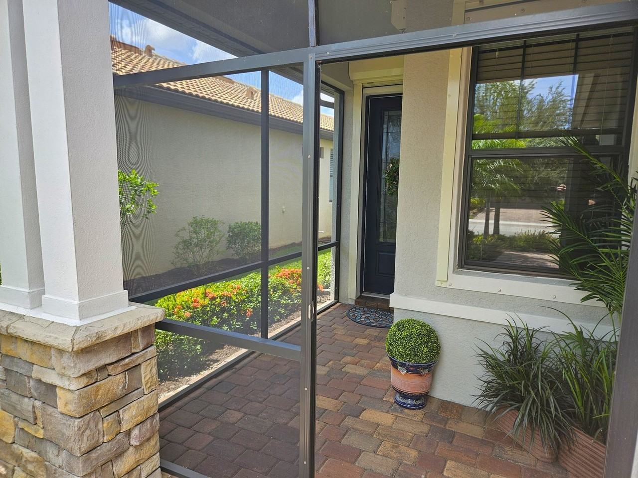 13858 Campoleone St - Photo 6 of 50