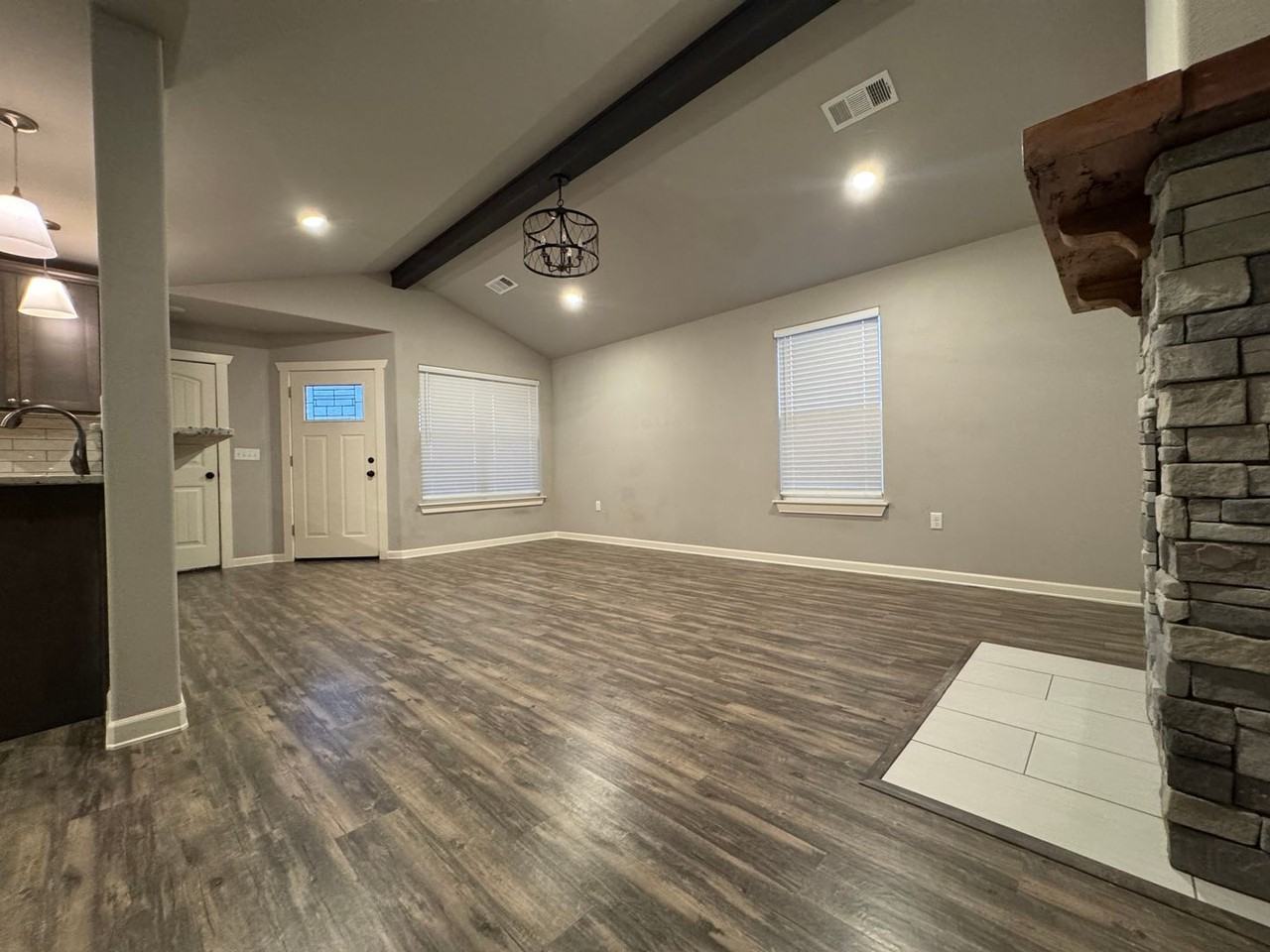 1707 S K Pl - Photo 5 of 24