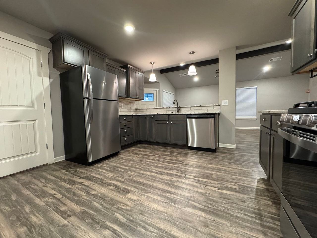1707 S K Pl - Photo 7 of 24