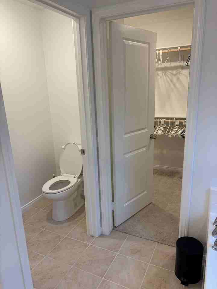 1375 Yeager Ave - Photo 7 of 13