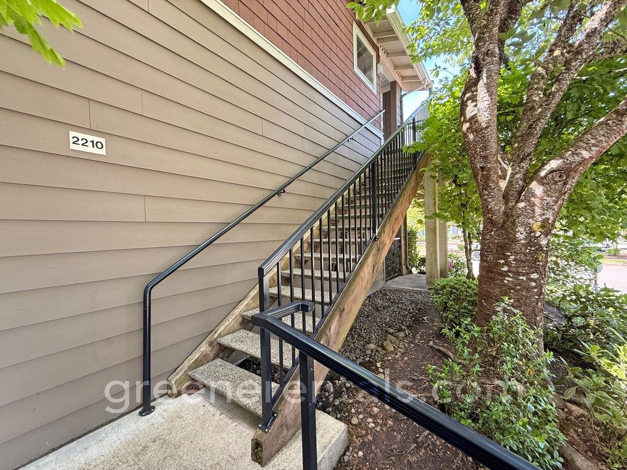 2210 Tolmie Ave #C1 - Photo 3 of 31