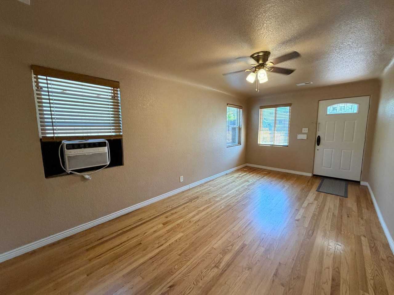 1687 Moline St - Photo 6 of 17