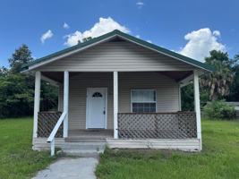 featured image of 849 Ne Maple Ln
