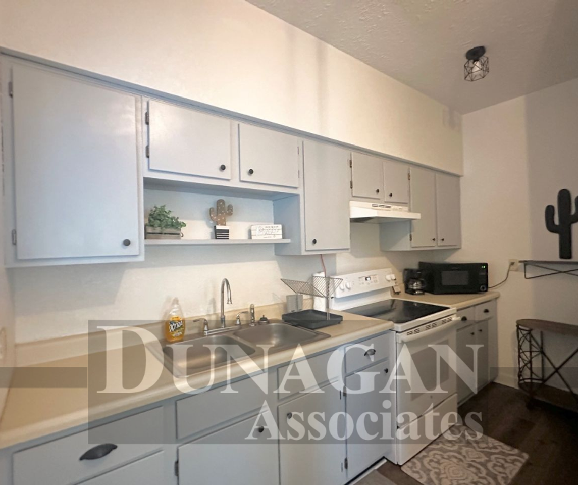 507 W Hagerman St - Photo 3 of 7