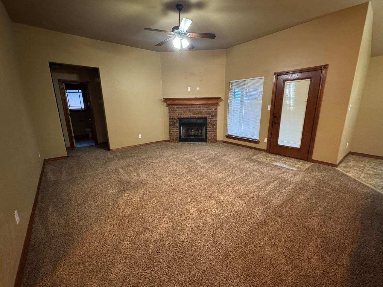 1517 Stonehouse Dr - Photo 2 of 31