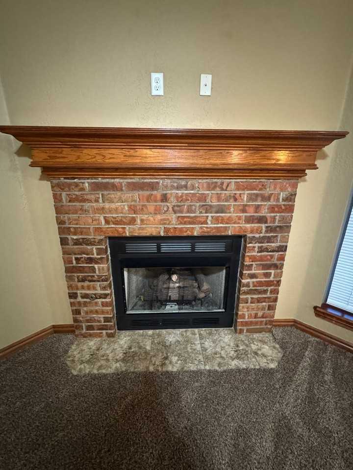 1517 Stonehouse Dr - Photo 4 of 31