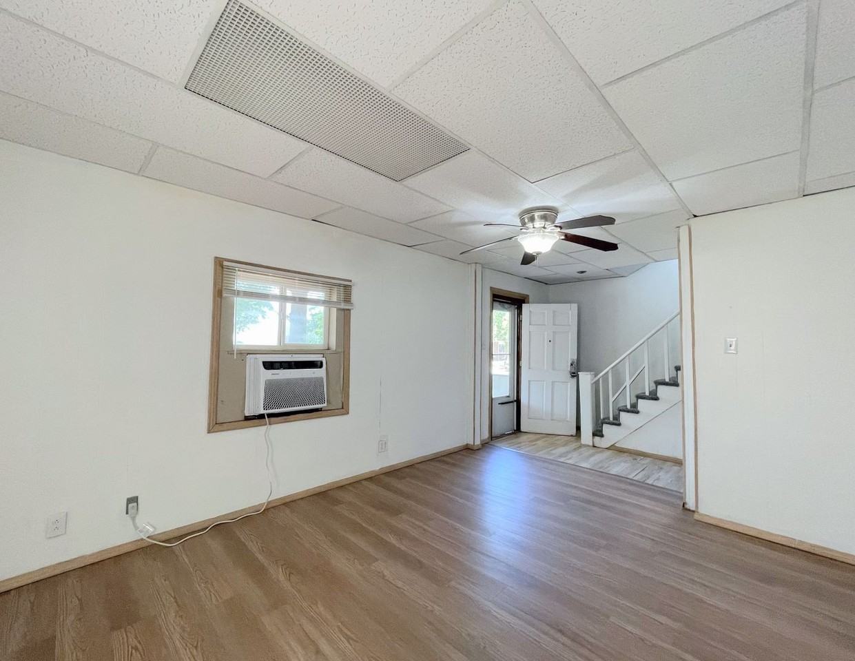 102 E 9th Ave - Photo 3 of 15
