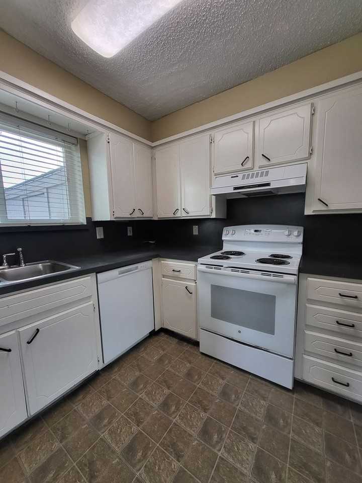 1626 Glenn Bo Dr - Photo 7 of 19
