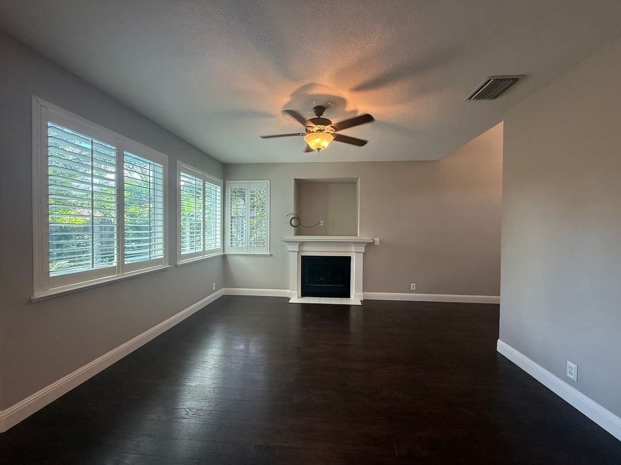 532 Blarney Cir - Photo 4 of 24