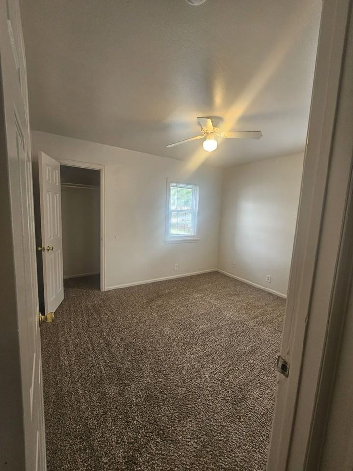 1781 Joliet St - Photo 4 of 9