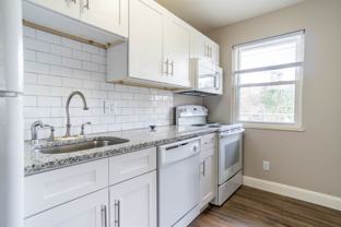 331 Kendall Place - Photo 1 of 1