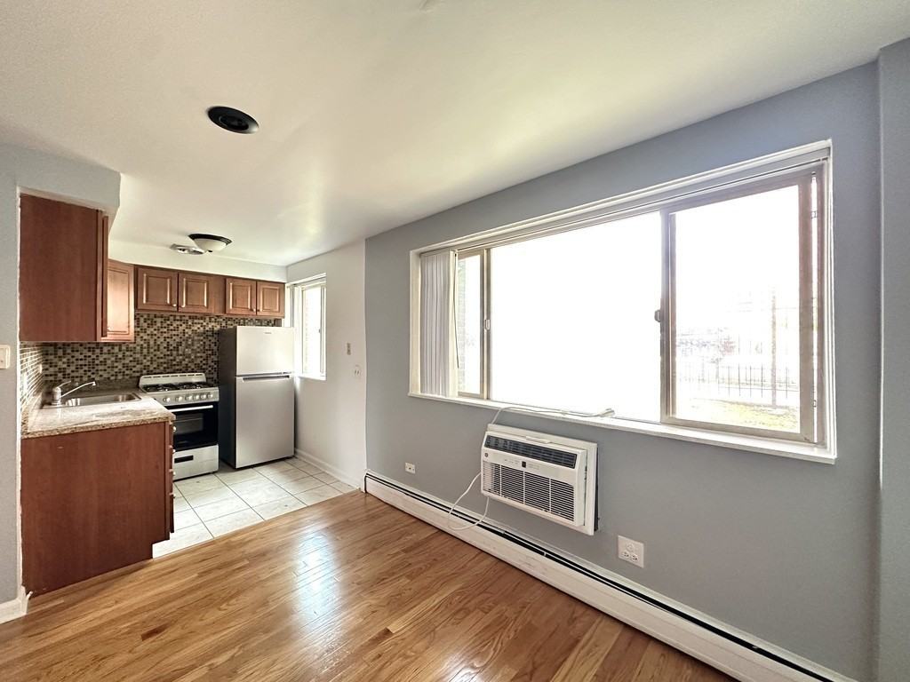 5818 N Sheridan Rd #P301 - Photo 6 of 20
