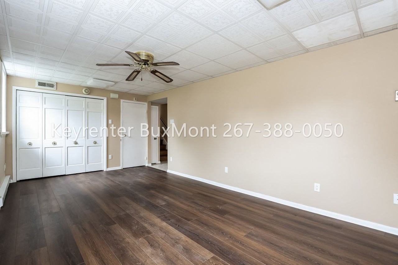 1041 Fitch Rd - Photo 6 of 20
