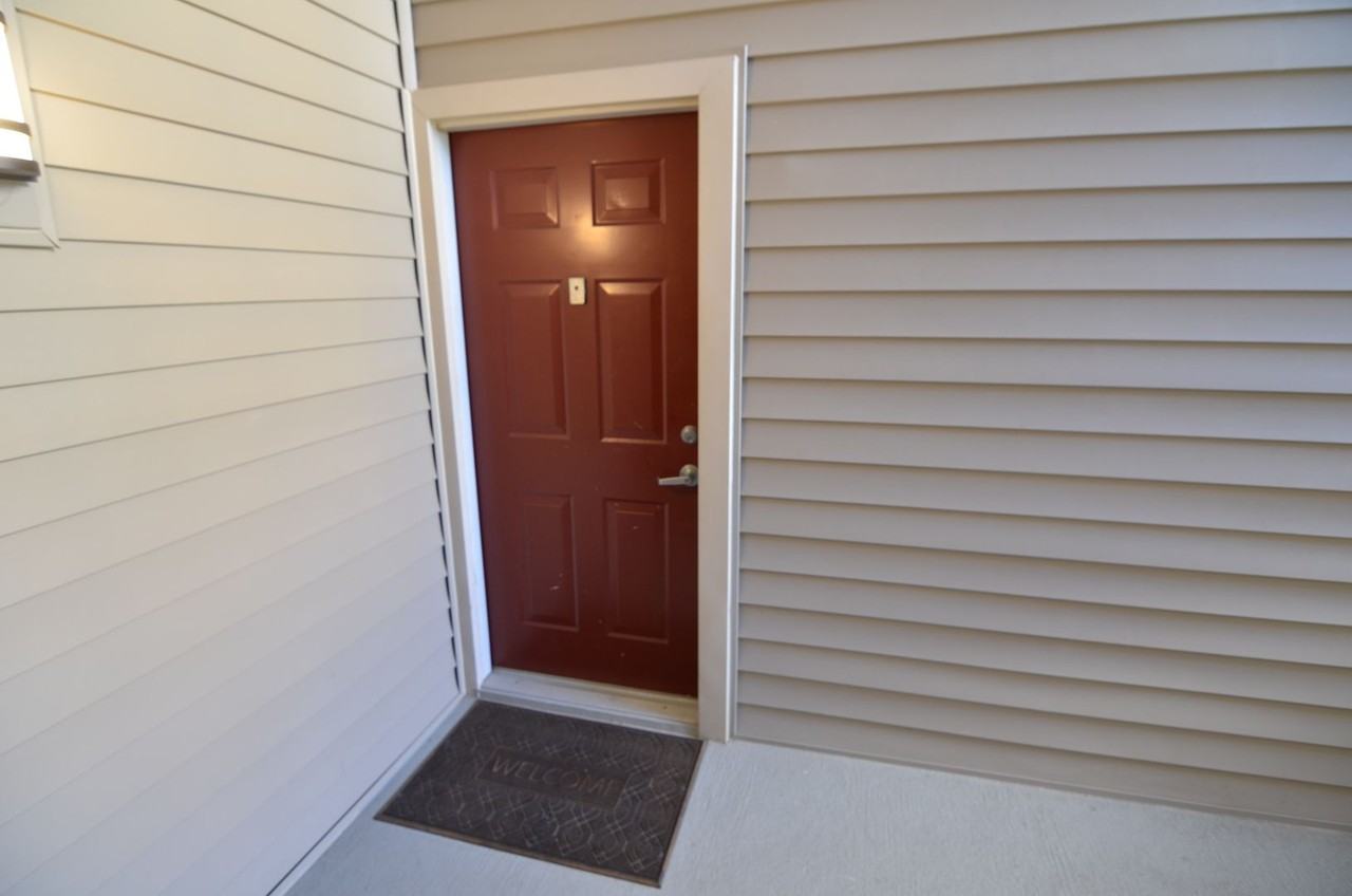 1793 Jonathan Way #1793L - Photo 2 of 39