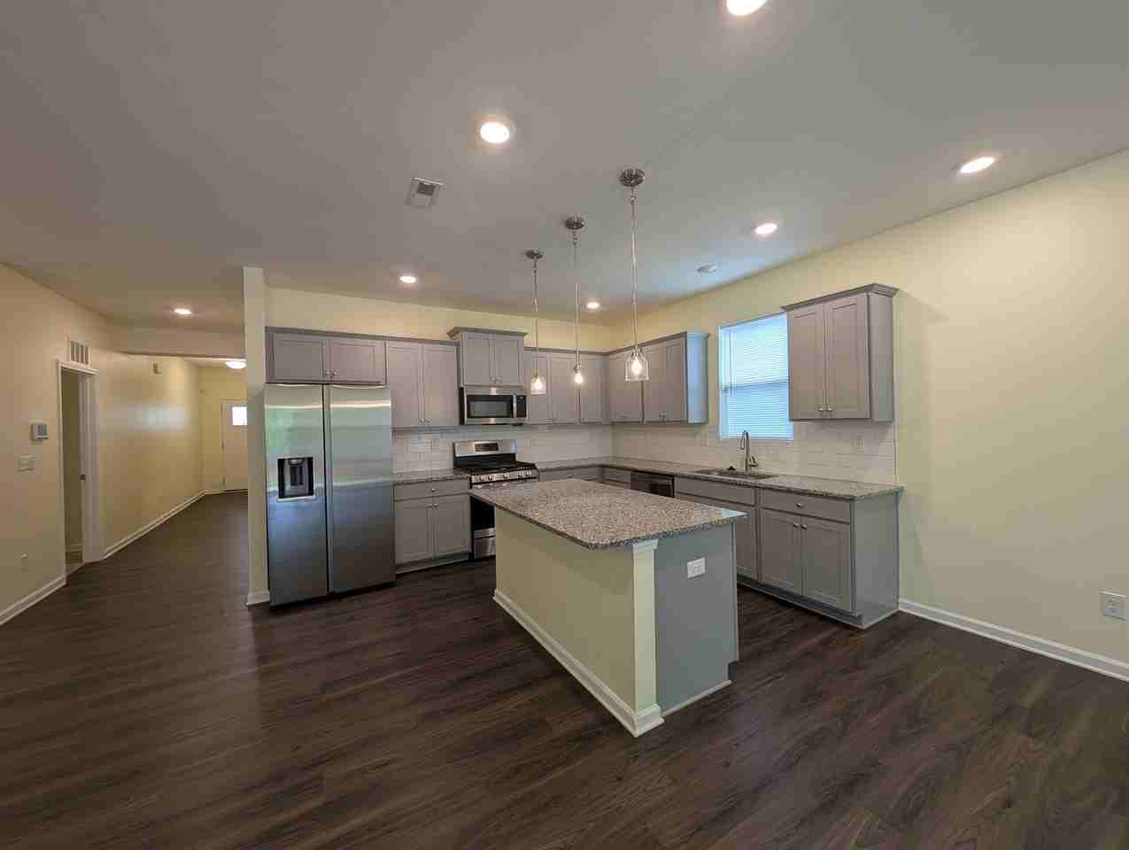 7016 Wheyfield Dr - Photo 3 of 31