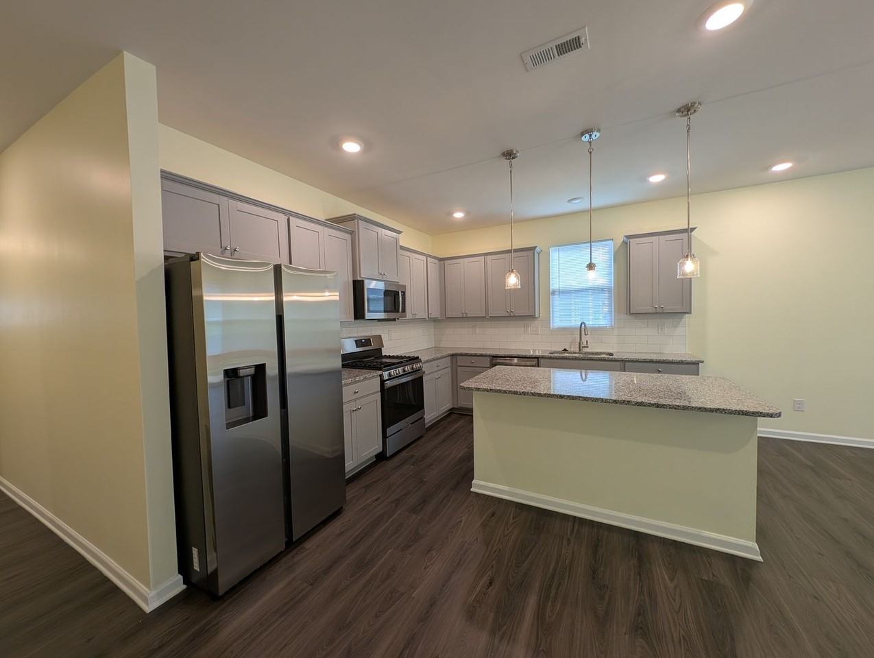 7016 Wheyfield Dr - Photo 5 of 31