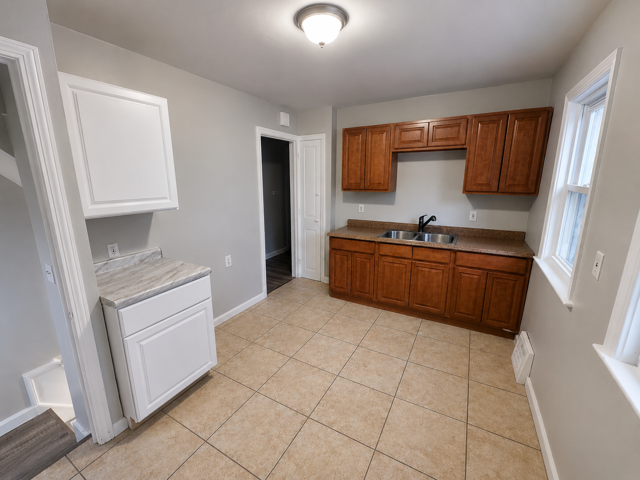 21751 Priday Ave - Photo 4 of 12