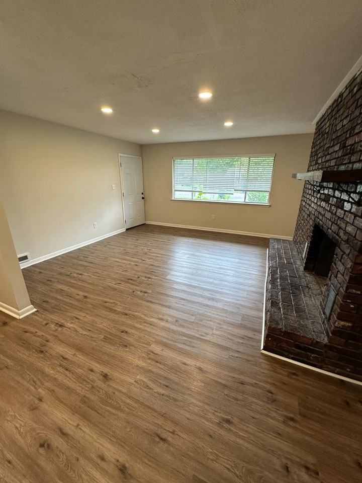 4059 Arbor Place Ln - Photo 2 of 13