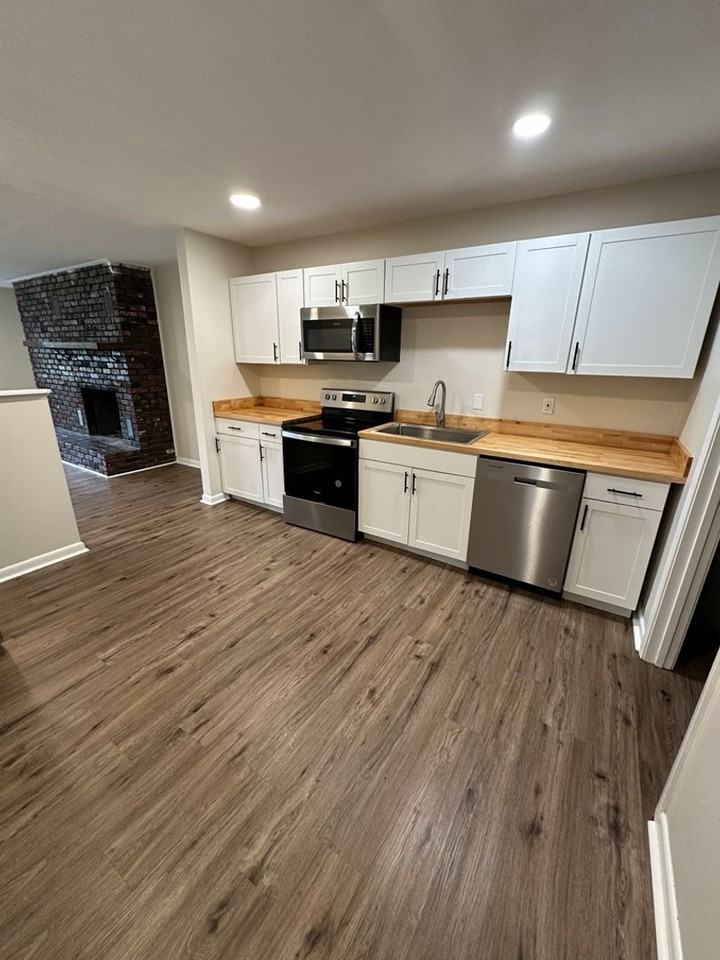 4059 Arbor Place Ln - Photo 3 of 13