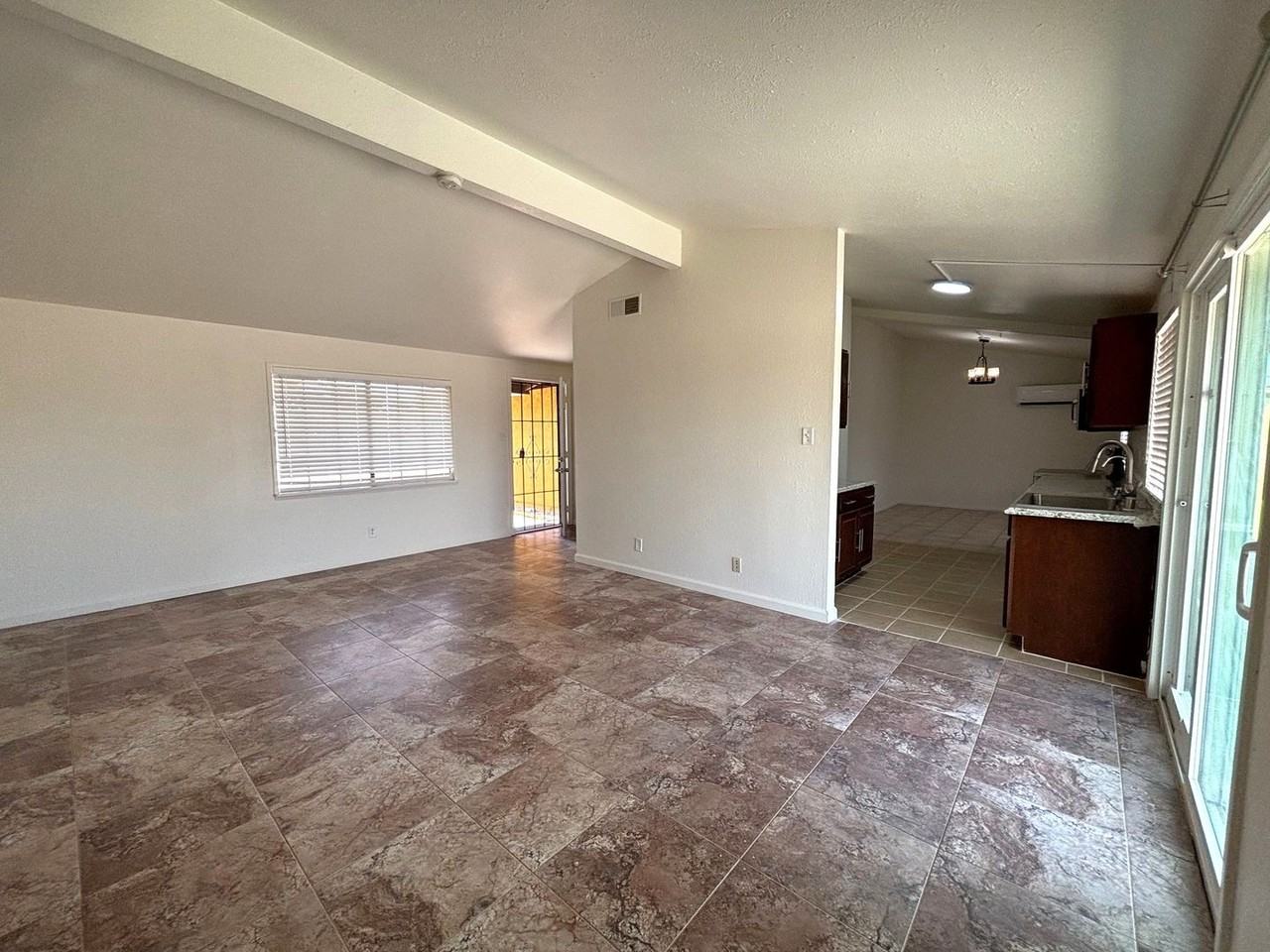 7317 California City Blvd - Photo 3 of 18