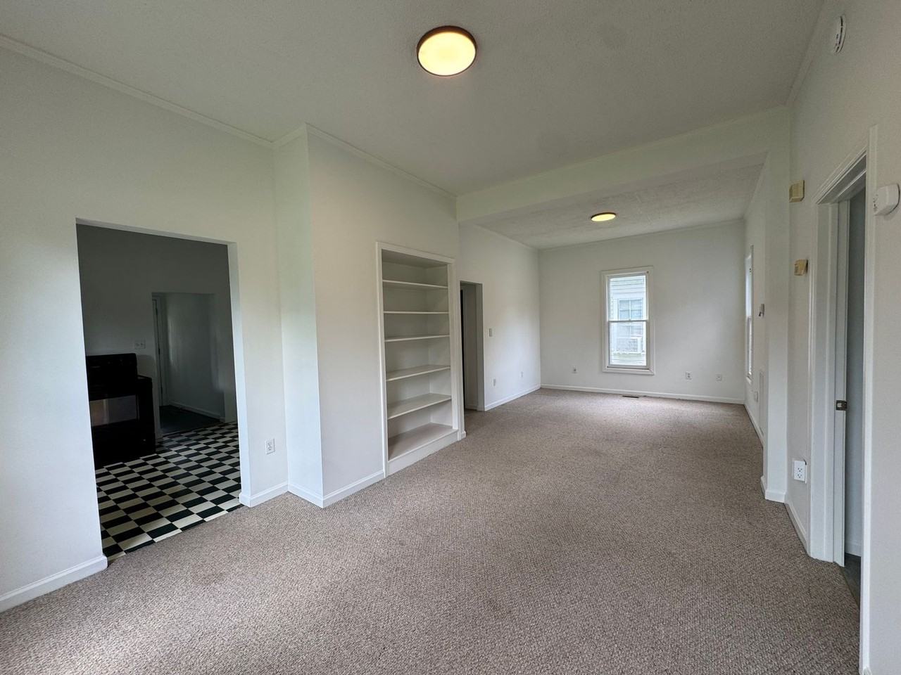 421 5th Ave Sw - Photo 3 of 17