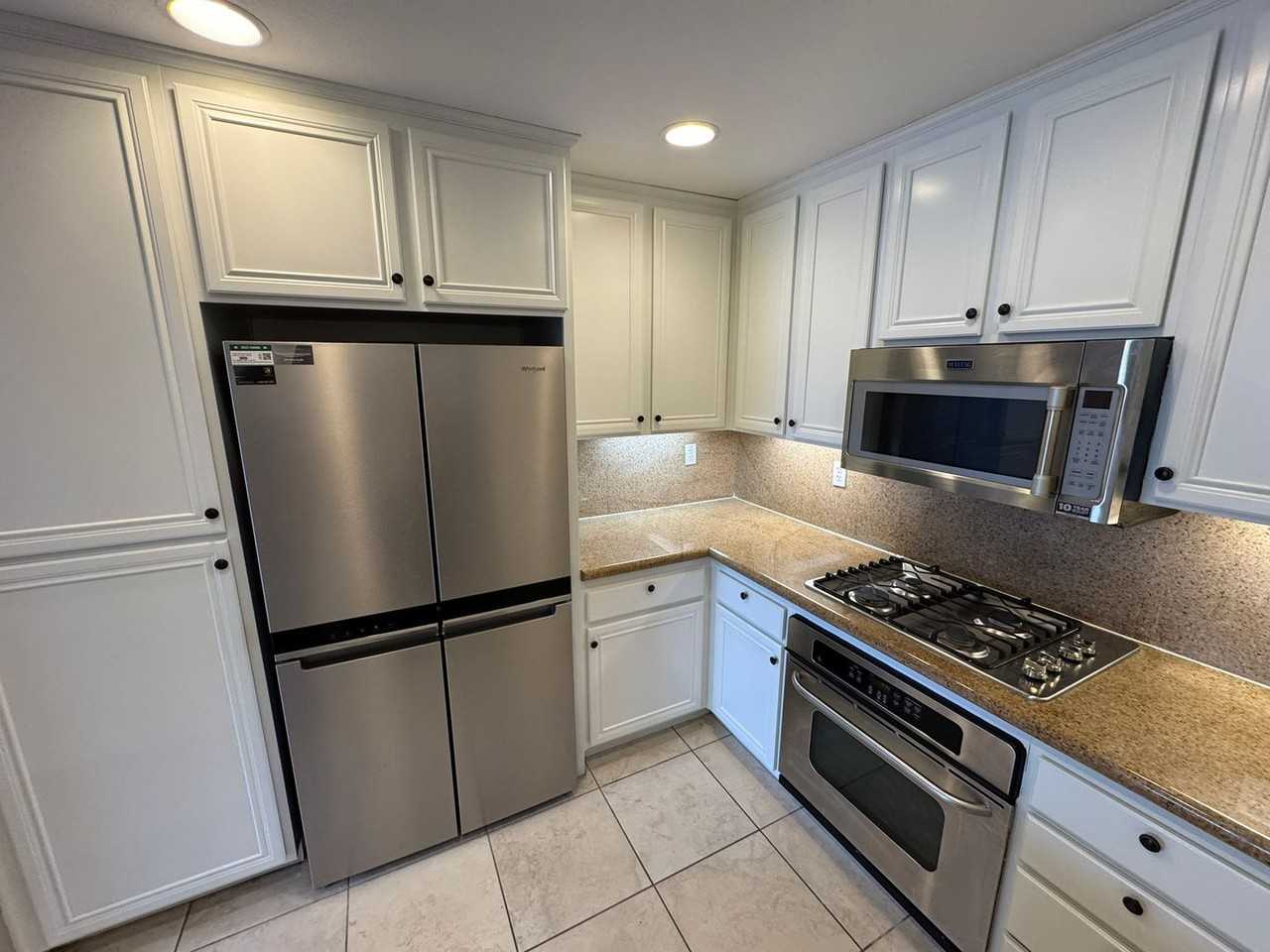 5096 Plaza Promenade - Photo 7 of 21