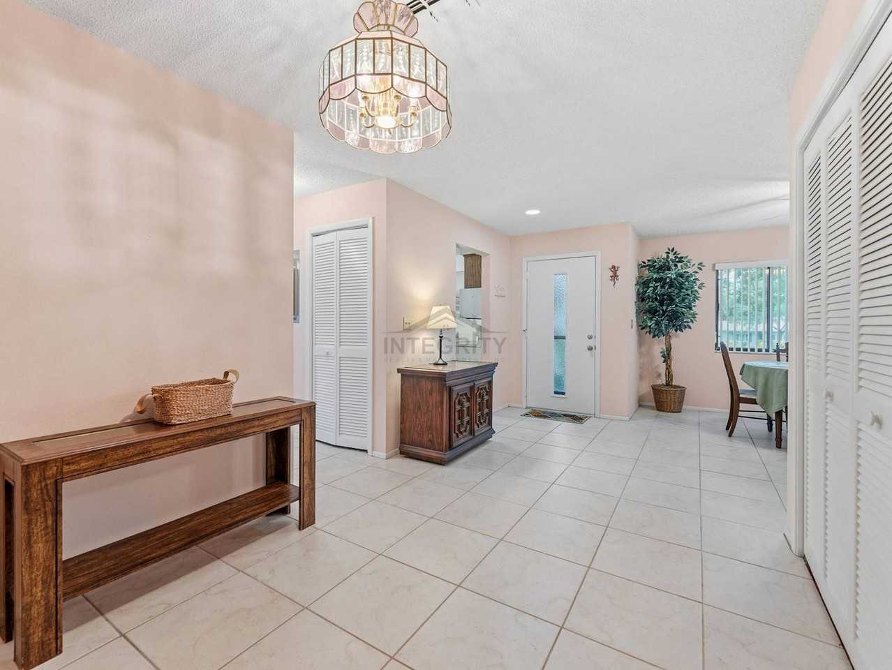 8305 Sandwedge Cir #A - Photo 6 of 31