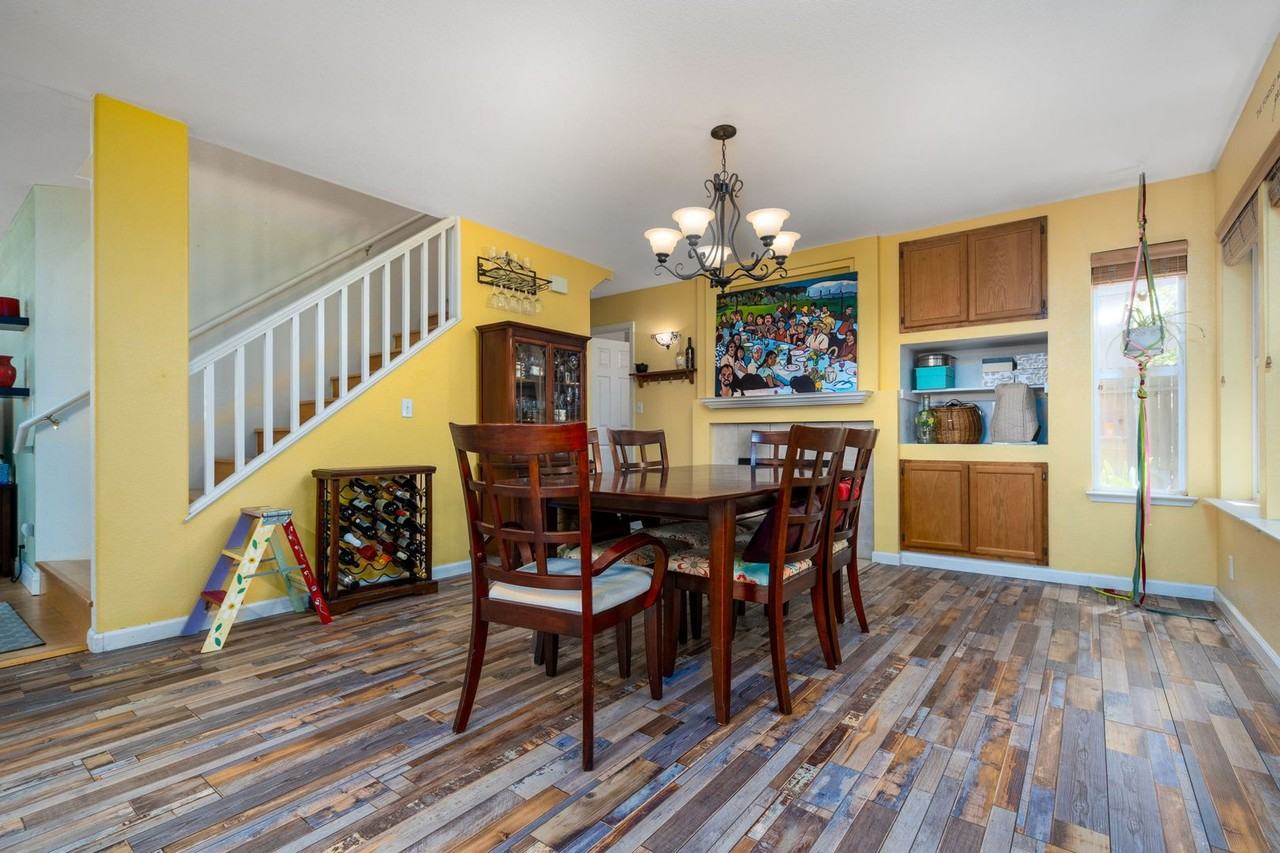 2277 Halsey Cir - Photo 5 of 10