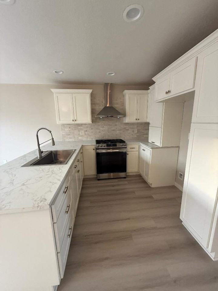 701 E Rivera Ave - Photo 3 of 17